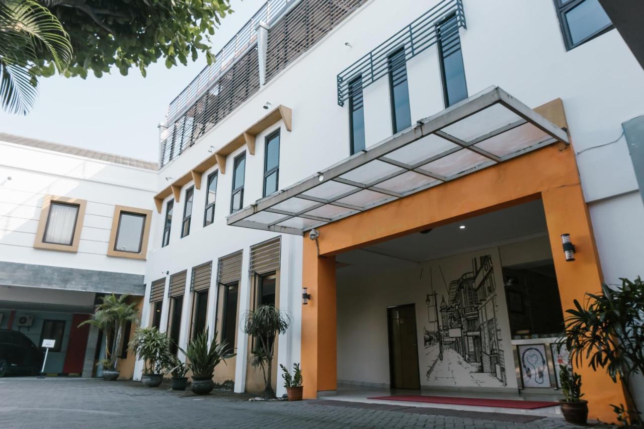 Votel Hotel Tulungagung Ngoại thất bức ảnh